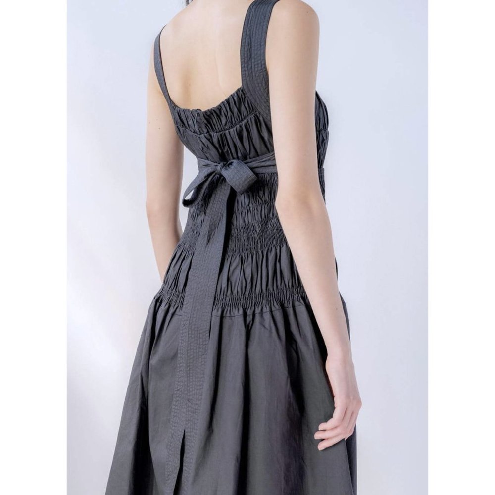 Maxi Dress Pleated Details “Juno” | Amy Lynn London - Picture 6 of 6